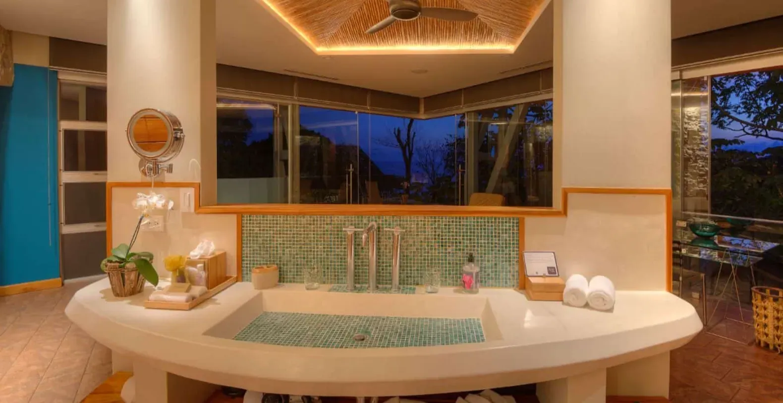 Castle in the Sky Vacation Rental Manuel Antonio, Costa Rica