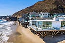 Farrah’s Beach House Beach House Rental
