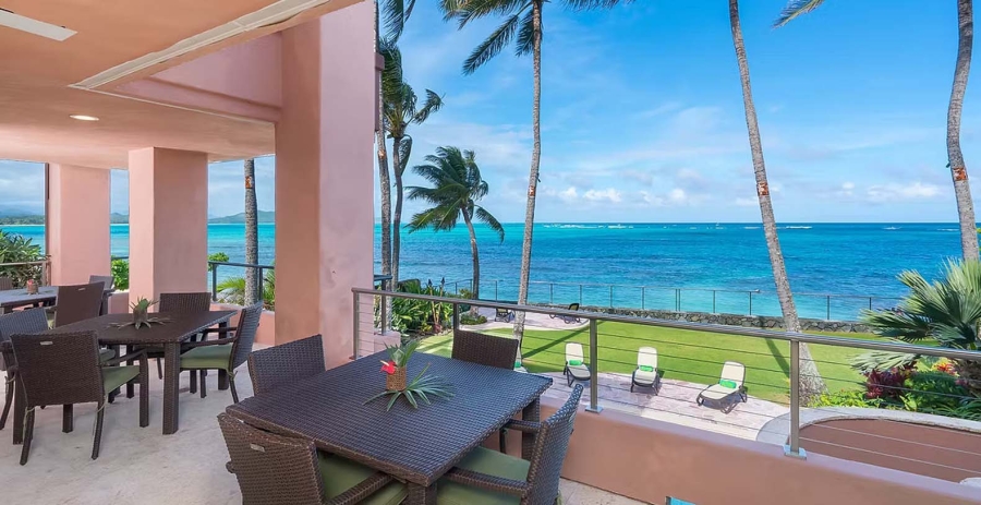 Royal Hawaiian Beachfront Estate Hawaii Vacation Villa - Oahu
