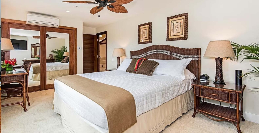 Royal Hawaiian Beachfront Estate Hawaii Vacation Villa - Oahu