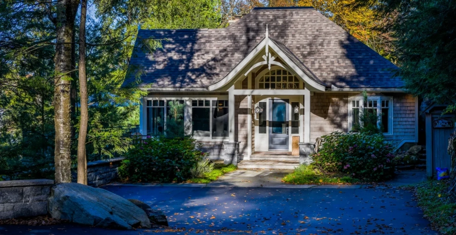 Club Zed Cottage  Vacation Villa - Muskoka Lakes