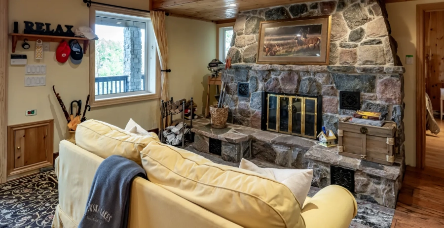 Deer Lodge  Vacation Villa - Muskoka Lakes