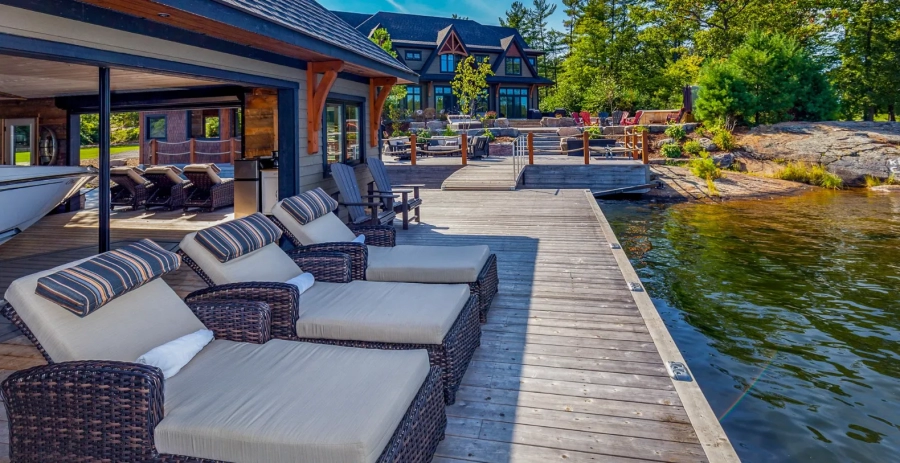 Lochside  Vacation Villa - Muskoka Lakes