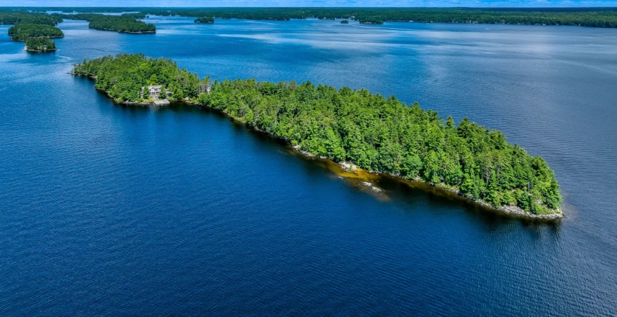 Old Woman Island  Vacation Villa - Ontario