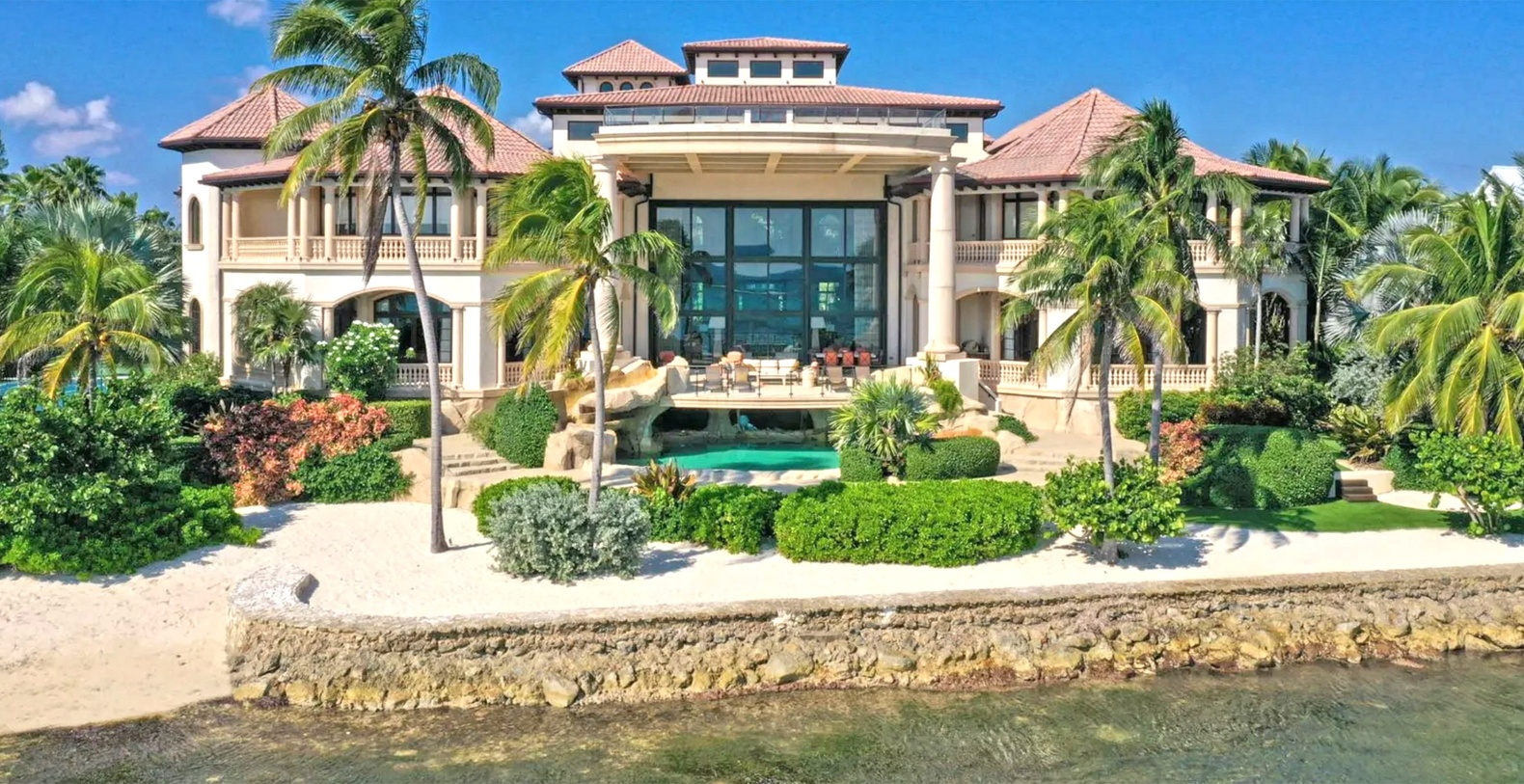 Castillo Caribe Cayman