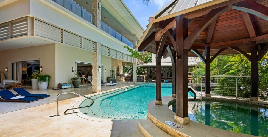 Paradis Sur Mer  Vacation Villa - Cayman Islands