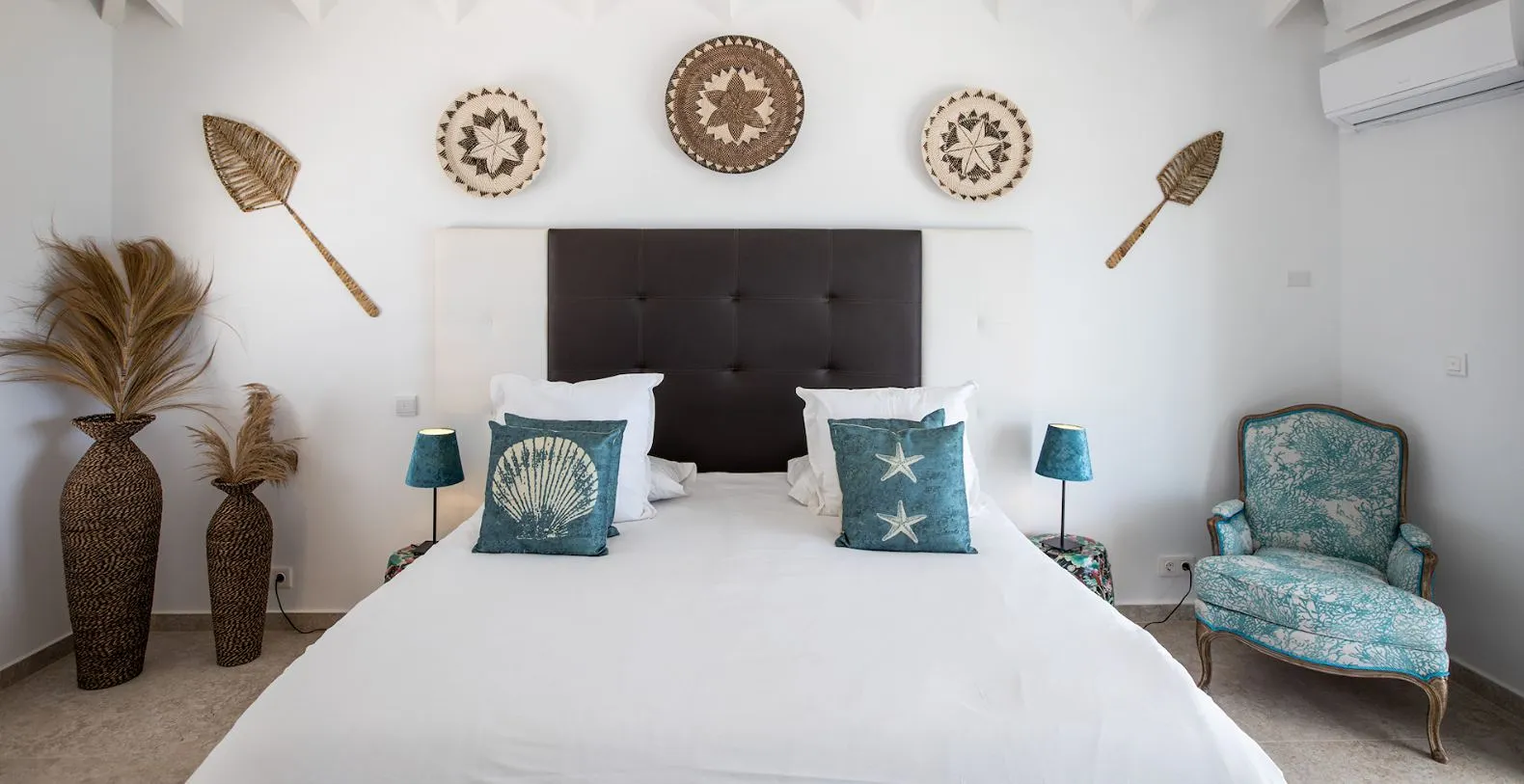 Villa Infinity Blue French Side Vacation Villa - Saint Martin