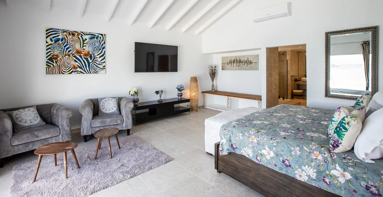 Villa Infinity Blue French Side Vacation Villa - Saint Martin