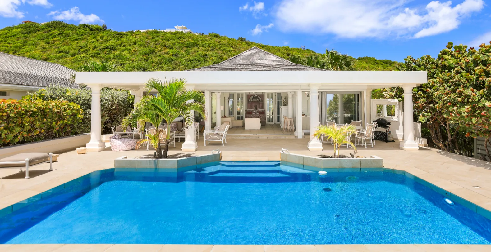 Villa La Perla Classic French Side Vacation Villa - Saint Martin