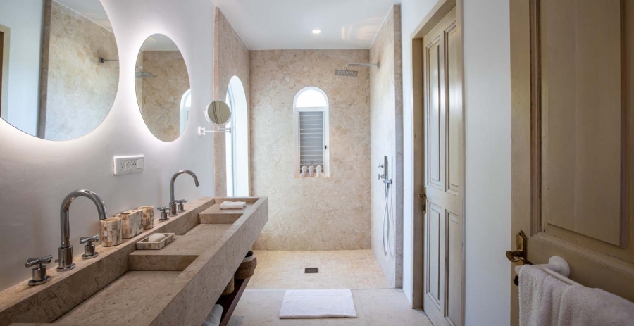 Villa Riviera French Side Vacation Villa - Saint Martin