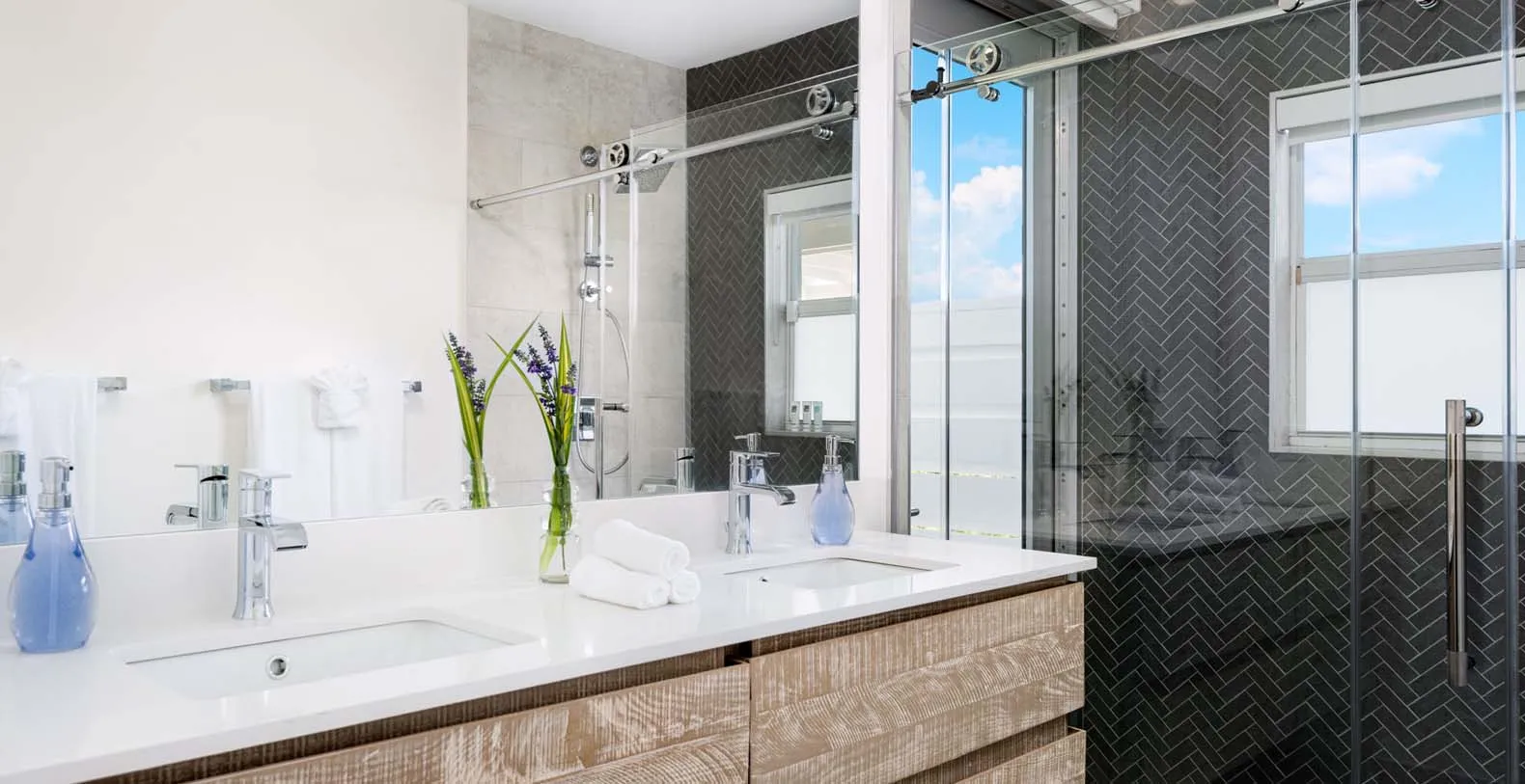 Sandy Shore Turks & Caicos Vacation Villa - Turtle Tail, Providenciales