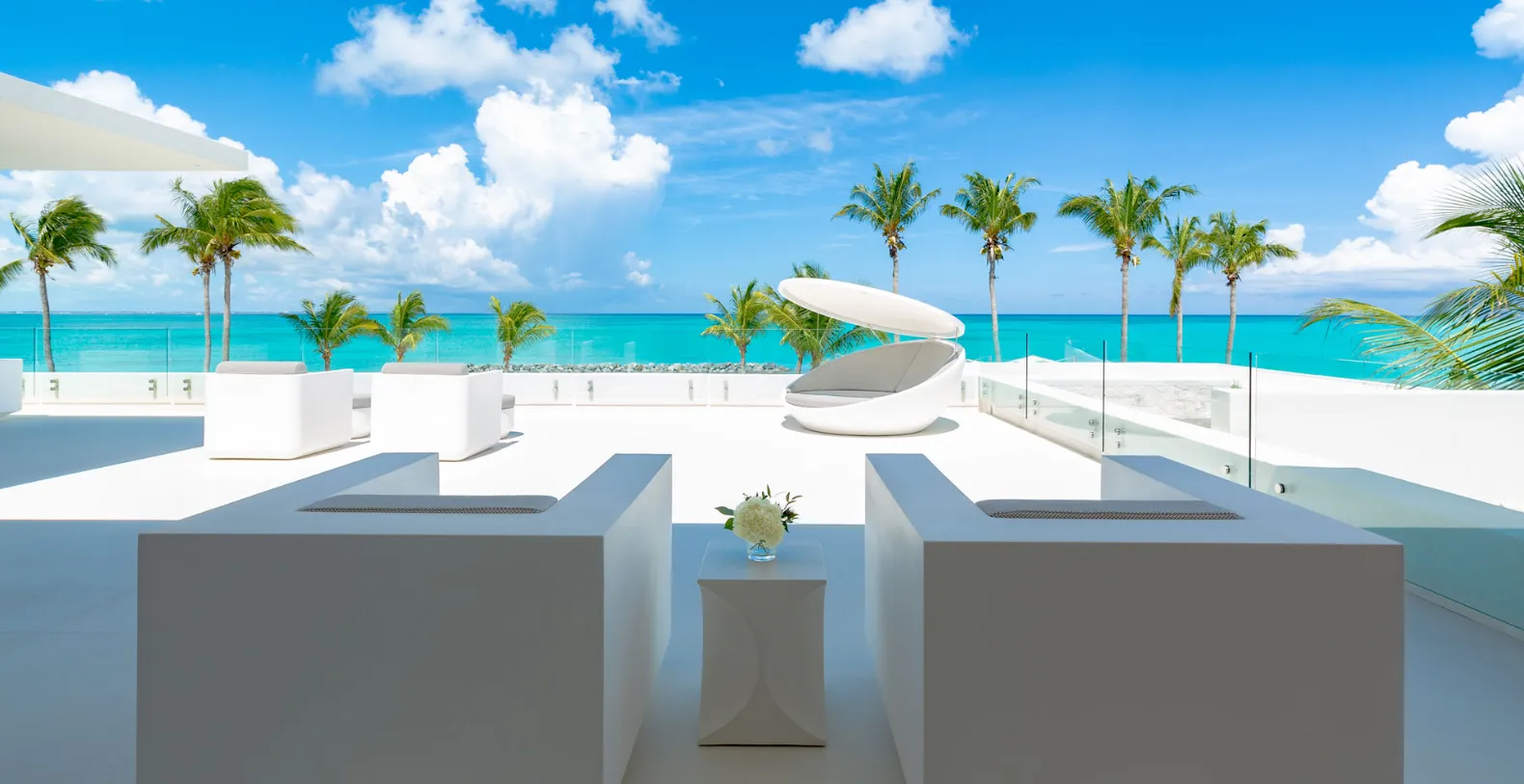 Sol E Mare Turks & Caicos Vacation Villa - Grace Bay