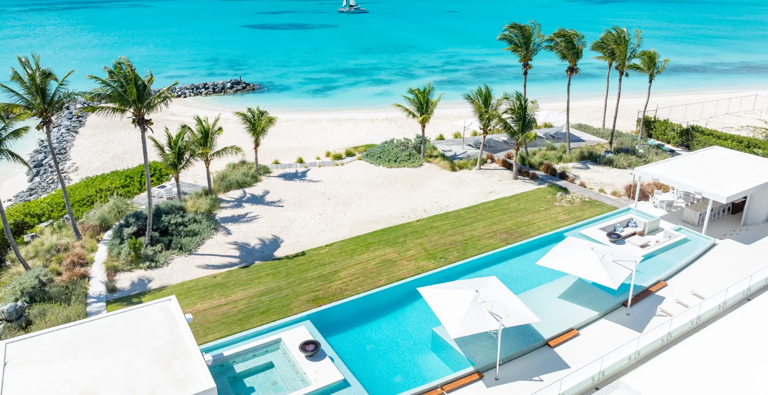 Sol E Mare Turks & Caicos Vacation Villa - Grace Bay