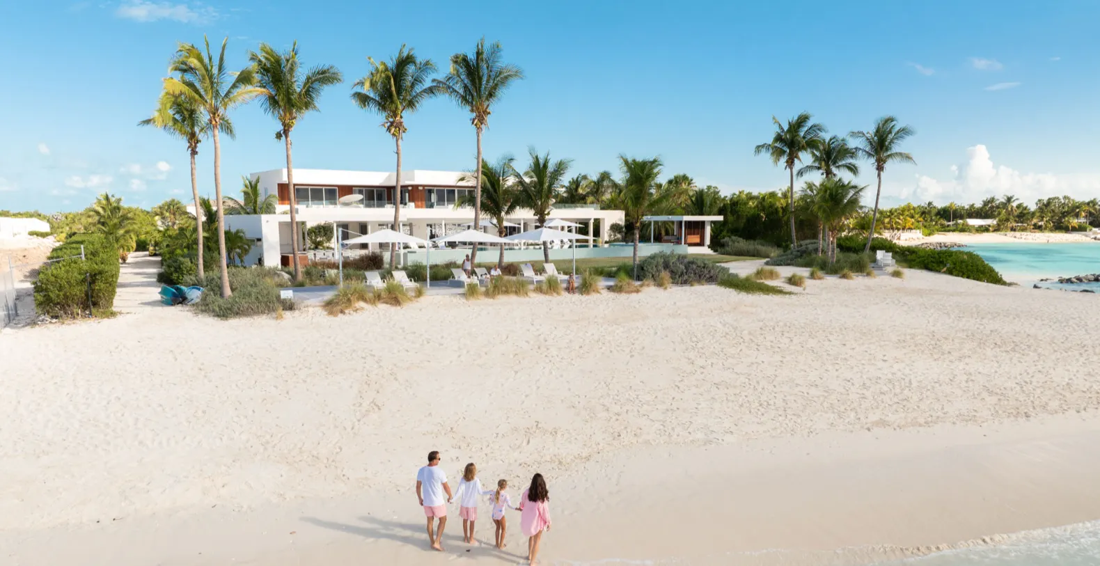 Sol E Mare Turks & Caicos Vacation Villa - Grace Bay