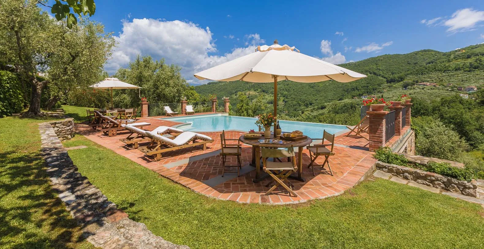 Villa Roncovisi Italy Vacation Villa - Tuscany