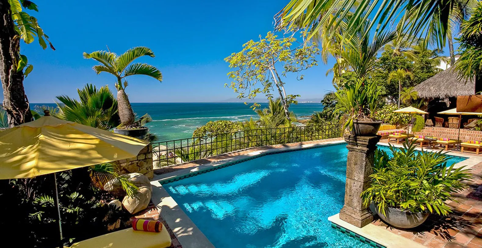 Casa Septiembre Mexico Vacation Villa - Conchas Chinas, Puerto Vallarta