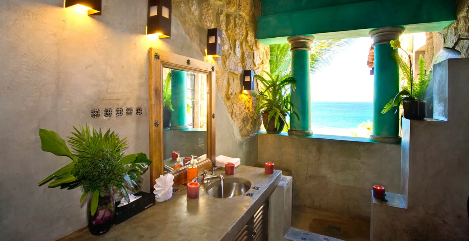 Casa Septiembre Mexico Vacation Villa - Conchas Chinas, Puerto Vallarta