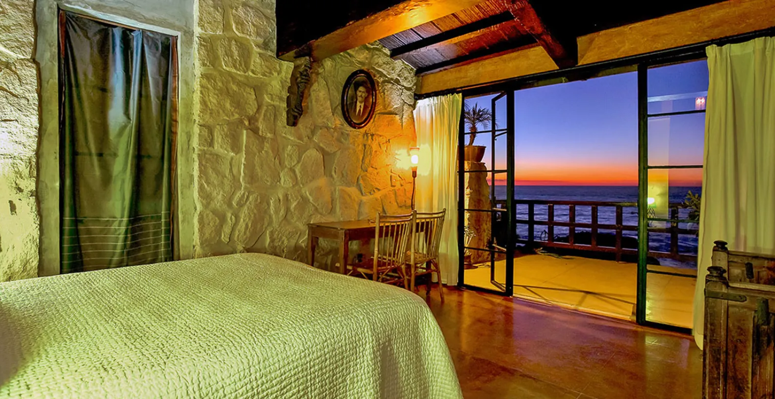 Casa Septiembre Mexico Vacation Villa - Conchas Chinas, Puerto Vallarta