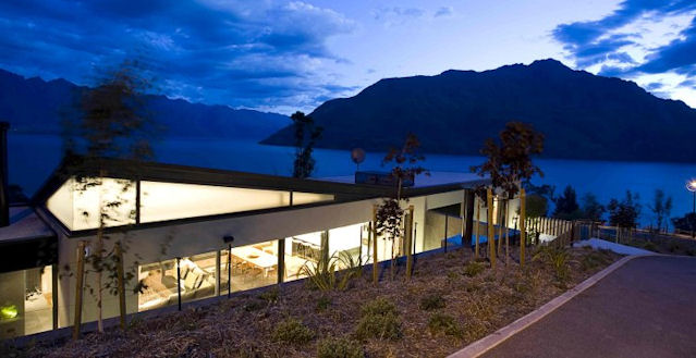 Lake Wakatipu New Zealand Villa Rental, Villa Holiday Lake Wakatipu New Zealand, Holidays in Queenstown New Zealand
