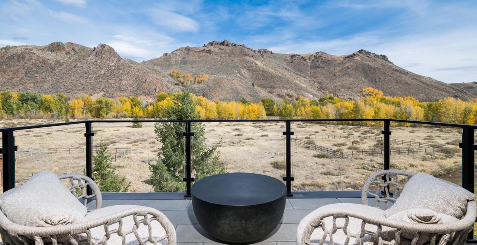 Big Wood River Retreat Idaho, Luxury Vacation Rental