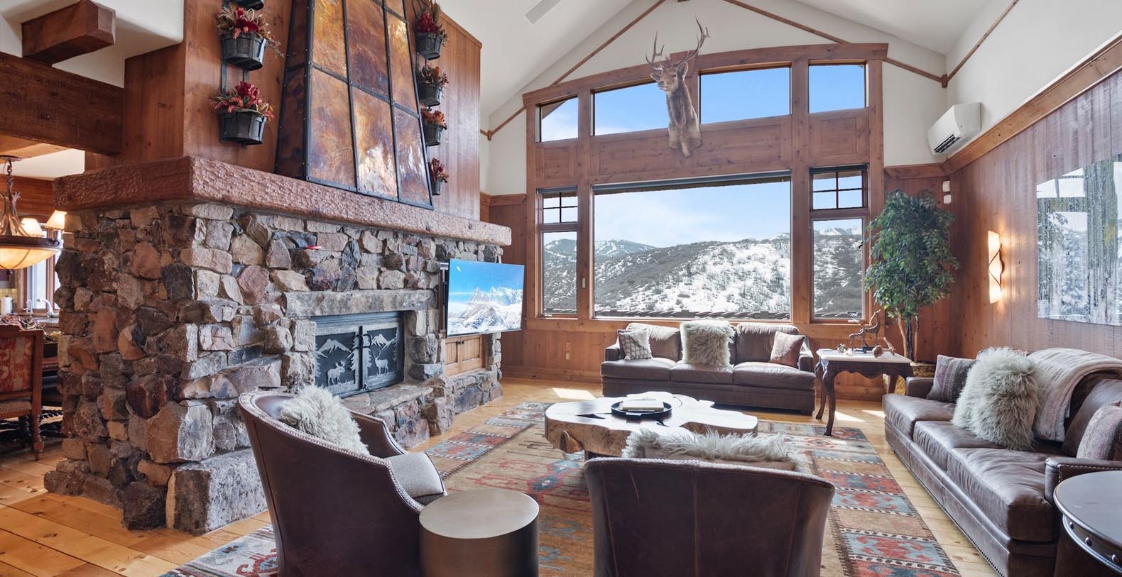 Timber Lodge at the Oaks